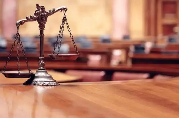 云南“丈夫縱火燒死妻子”案，以故意傷害立案為何以故意殺人宣判了？